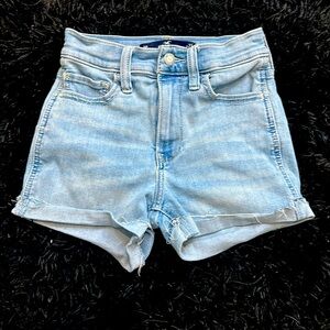 Hollister denim shorts perfect condition super tight & cute